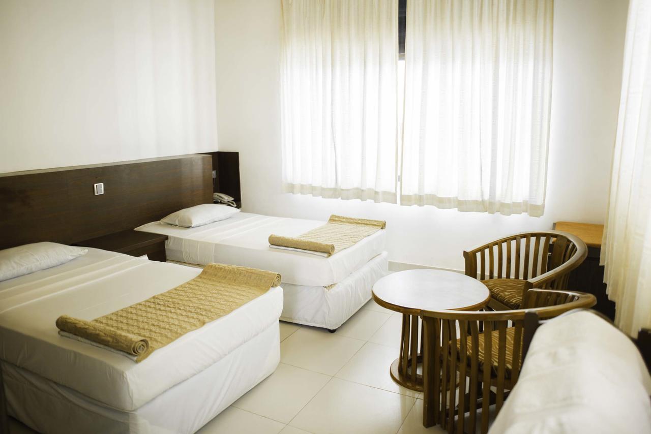Hotel Sunshine Colombo Exterior photo